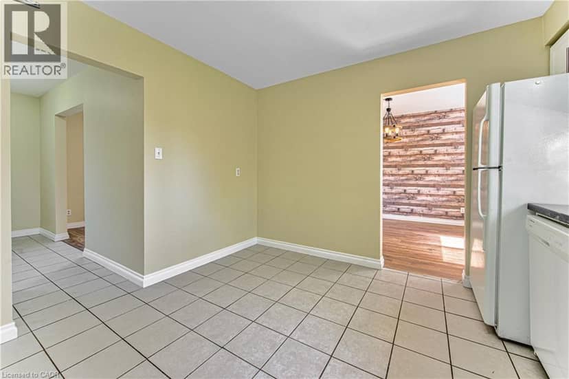 37 GOTTSCHEER Court — photo 18 of 32