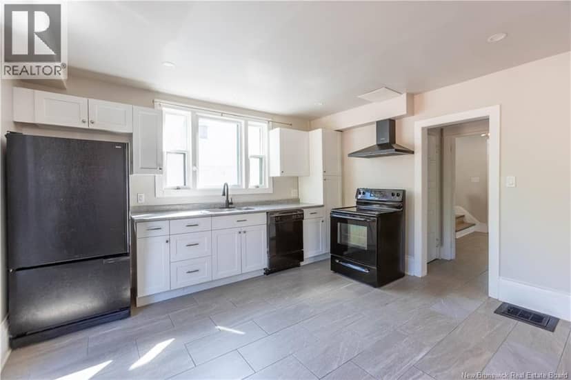 73 John Street — photo 13 of 40