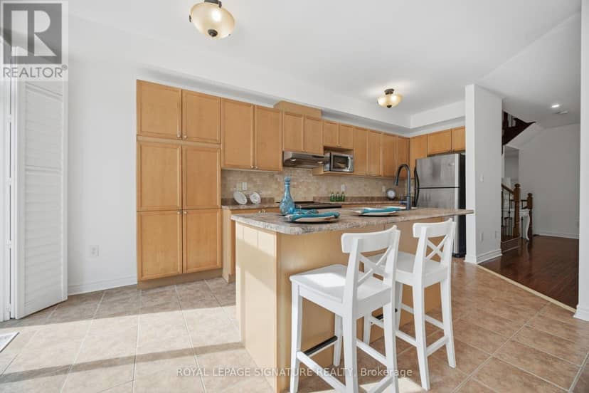 3250 Sunlight Street — photo 9 of 36