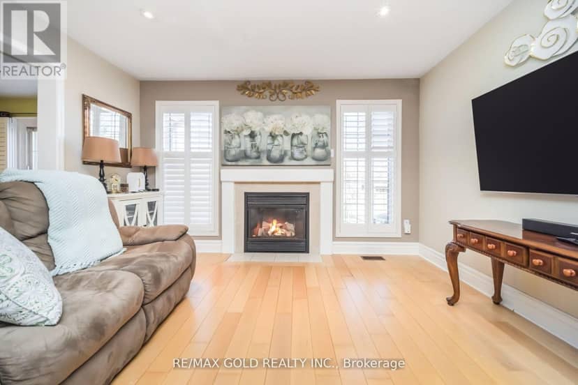 70 Sweetwood Circle — photo 12 of 40