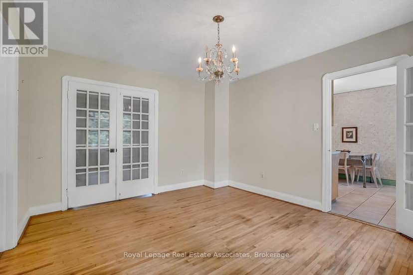 11 Ben Machree Drive — photo 14 of 40