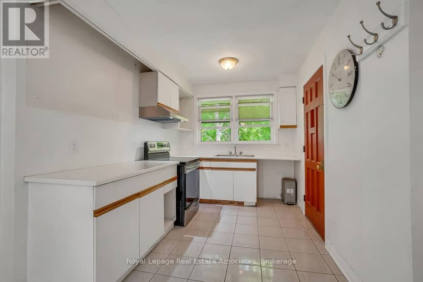 11 Ben Machree Drive — photo 27 of 40