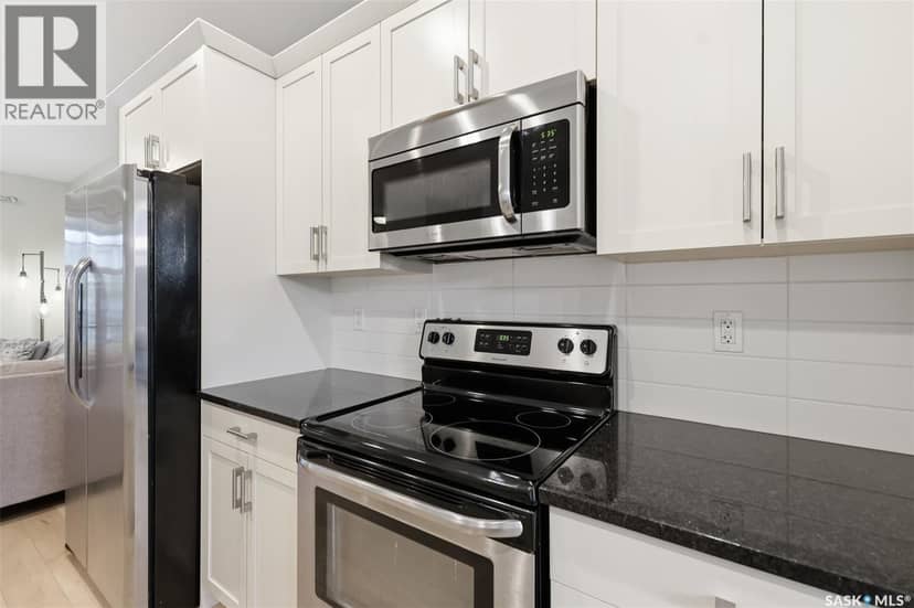 282 Eaton CRESCENT — photo 12 of 40