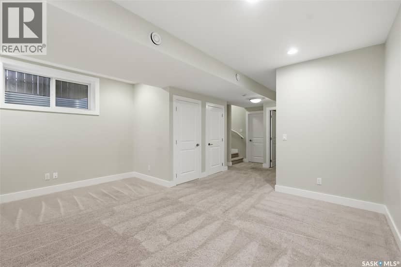 282 Eaton CRESCENT — photo 26 of 40