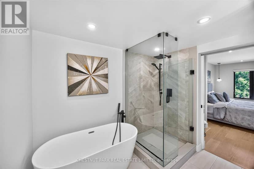 26 Caroline Avenue — photo 25 of 40