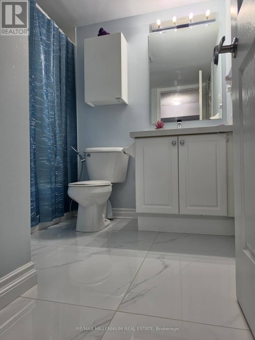 1034 - 3045 Finch Avenue W — photo 35 of 39