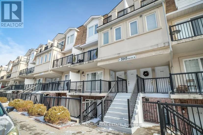 1034 - 3045 Finch Avenue W — photo 38 of 39