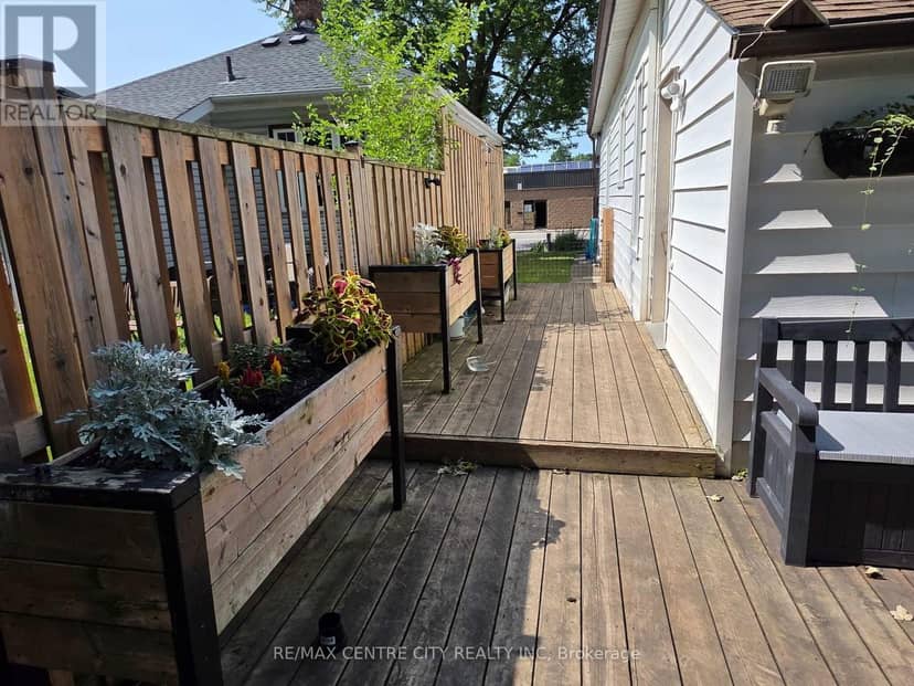 971 Elias Street — photo 35 of 40