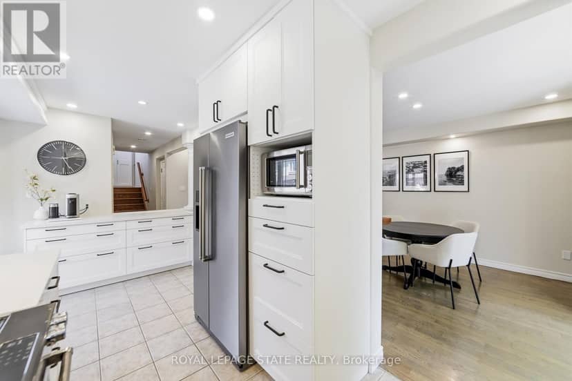 13 - 242 Upper Mount Albion Road — photo 16 of 34