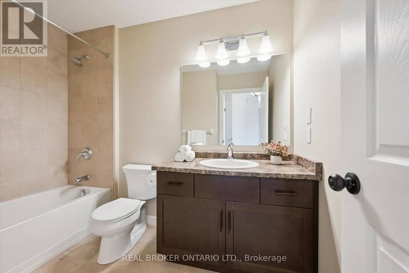 408 - 6492 Gerrie Road — photo 30 of 40