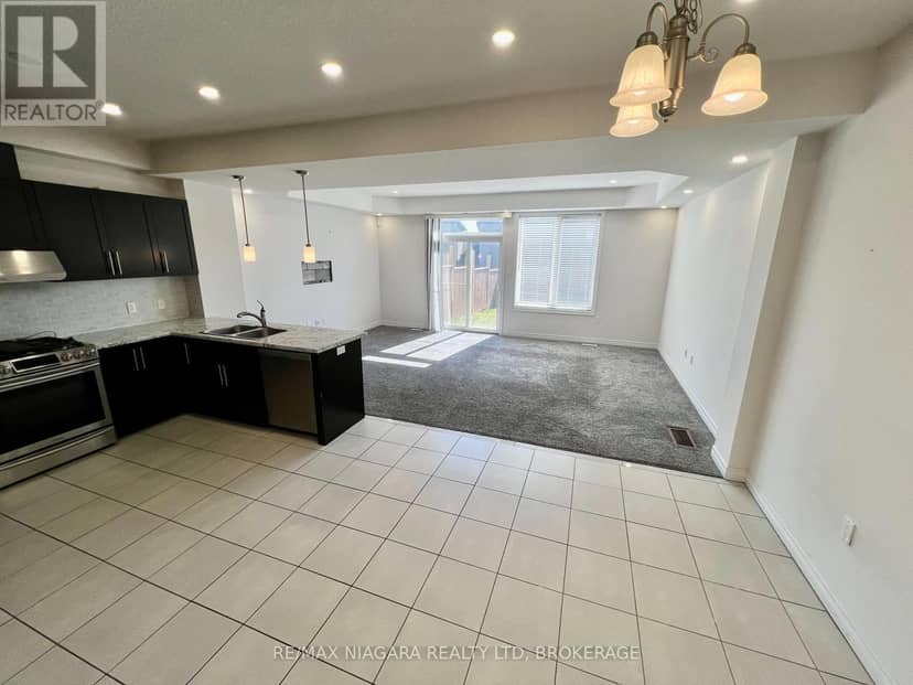 23 Fairgrounds Drive, Hamilton, photo 7