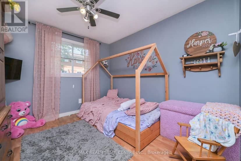 1 - 325 William Street — photo 17 of 29