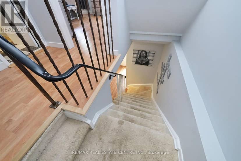 1 - 325 William Street — photo 20 of 29