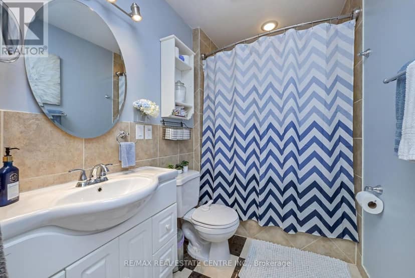 1 - 325 William Street — photo 16 of 29