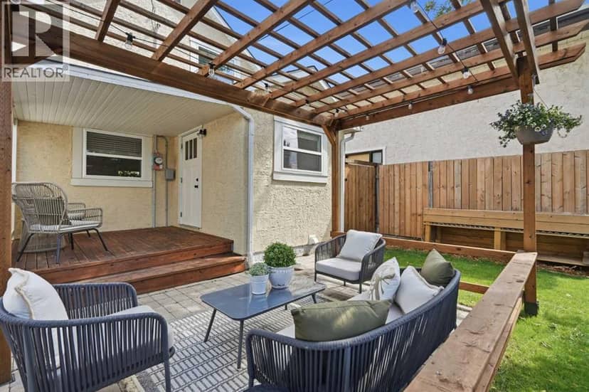 121 15 Street NW — photo 24 of 37
