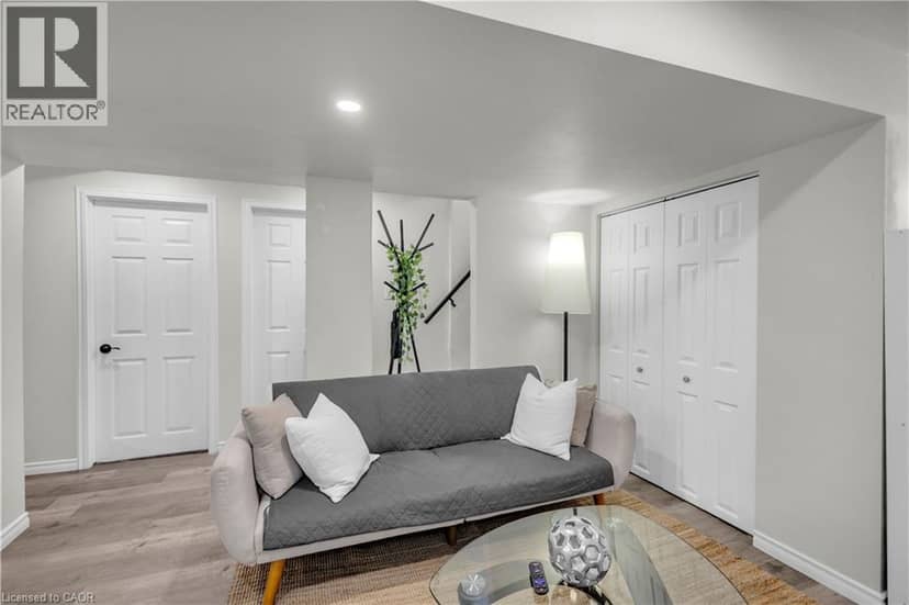450 HIGHLAND Road E — photo 19 of 40