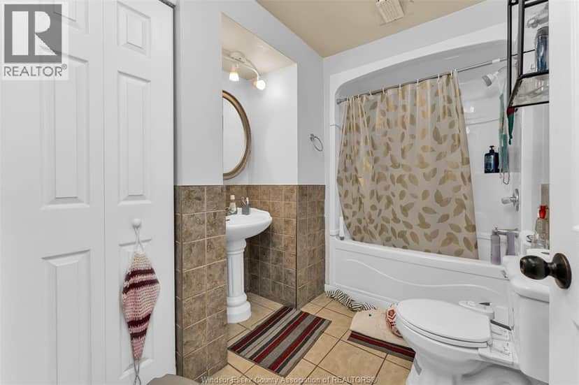 2156 Dominion Boulevard — photo 15 of 18