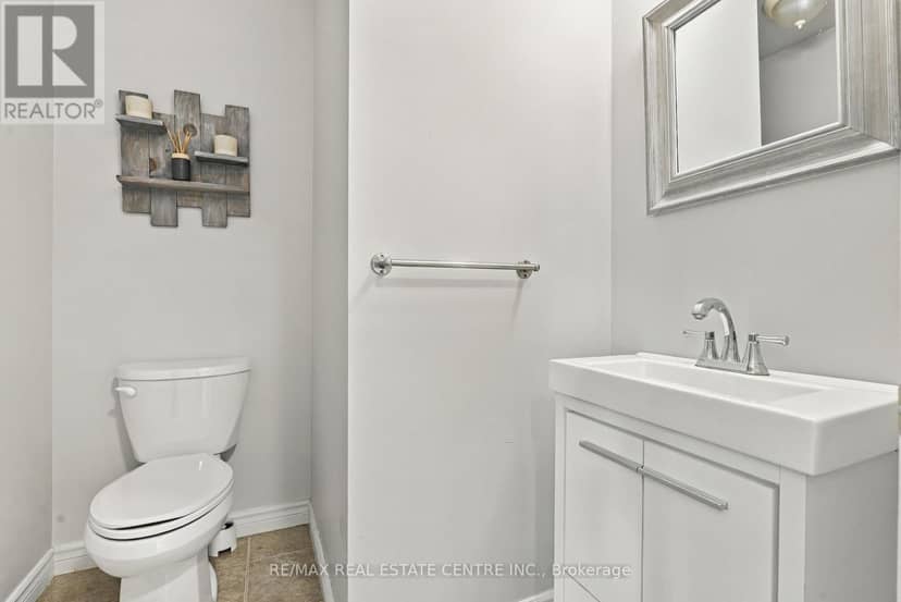34 McMaster Road — photo 17 of 38