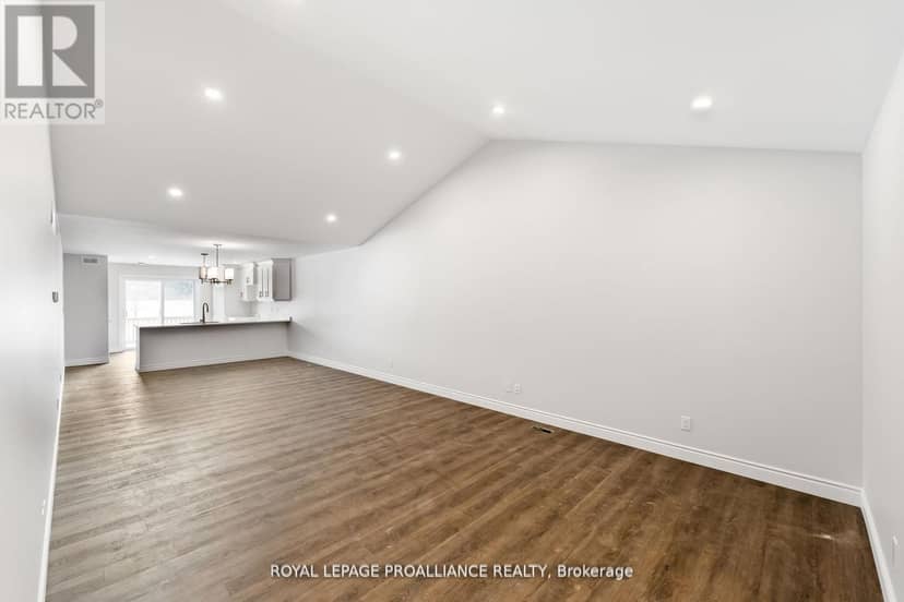 218 Homewood Avenue — photo 11 of 32