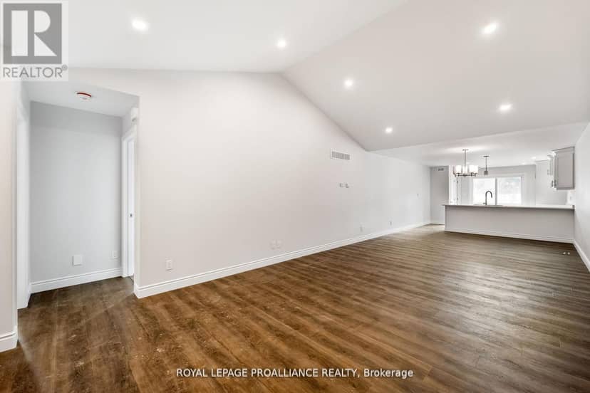 220 Homewood Avenue — photo 13 of 32