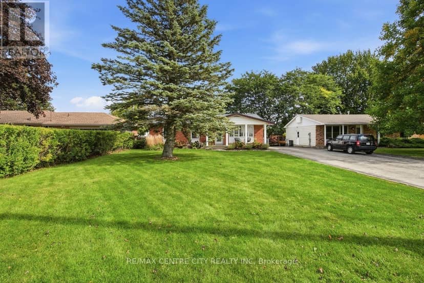 4564 East Road E, Central Elgin, photo 2