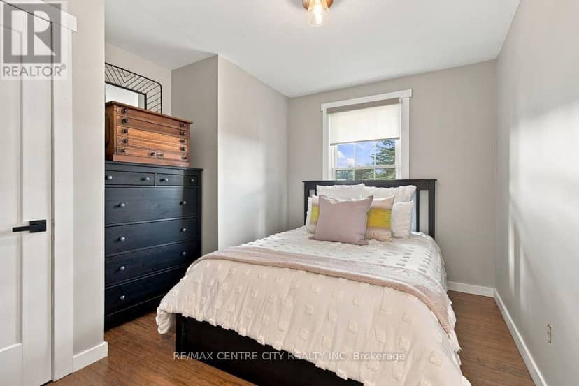 4564 East Road E — photo 23 of 40