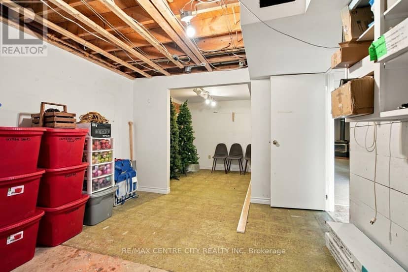 4564 East Road E — photo 34 of 40