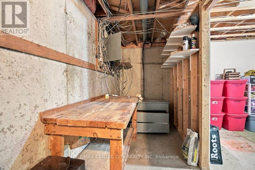 4564 East Road E — photo 36 of 40