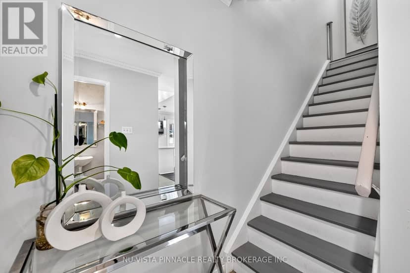 13 - 370 Homestead Court, London North, photo 4