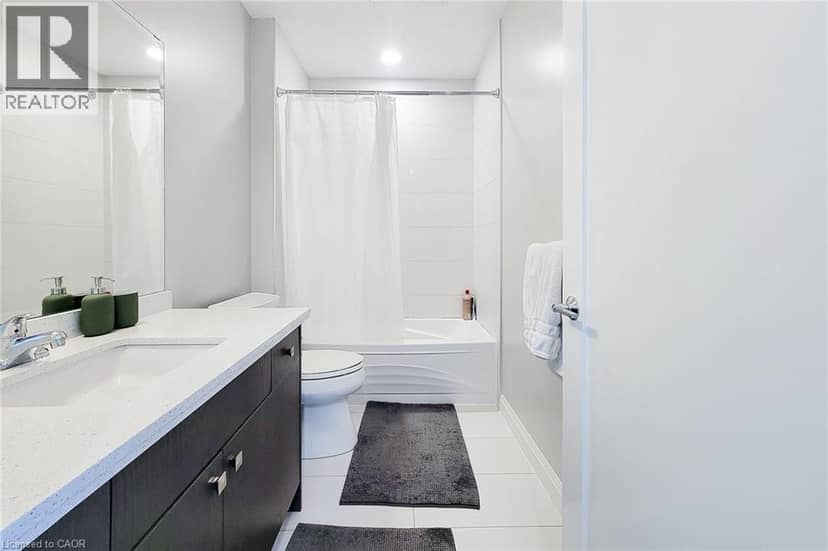 112 KING Street E Unit# 912 — photo 23 of 40