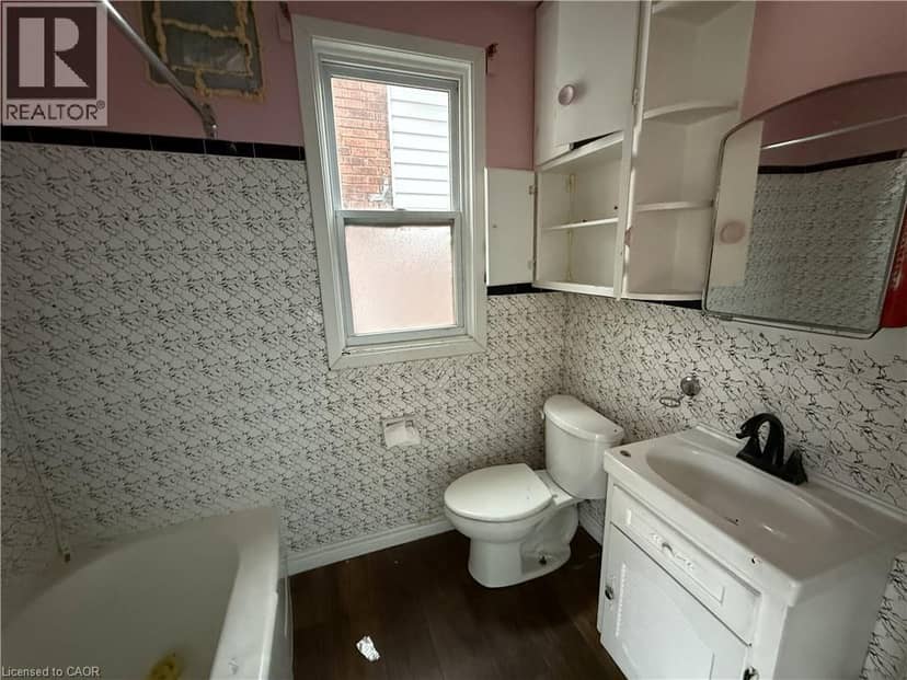 169 HURON Street — photo 10 of 18