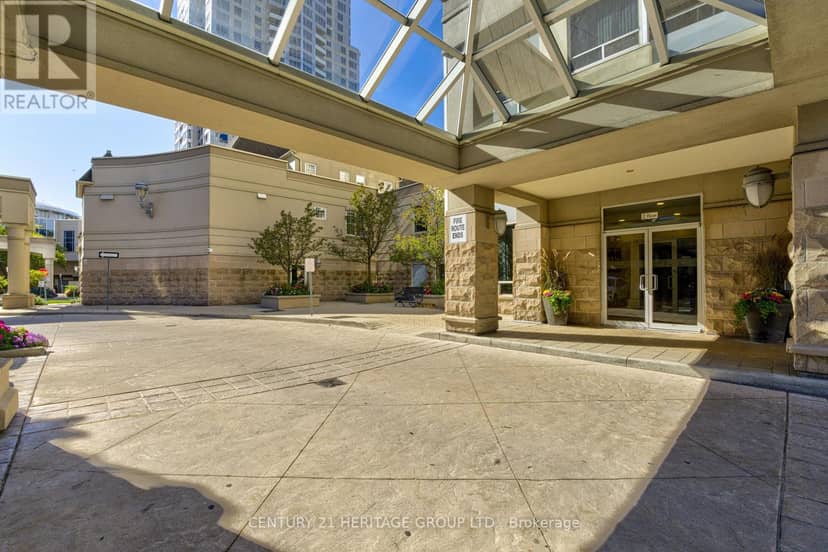 610 - 2 Rean Drive — photo 4 of 40
