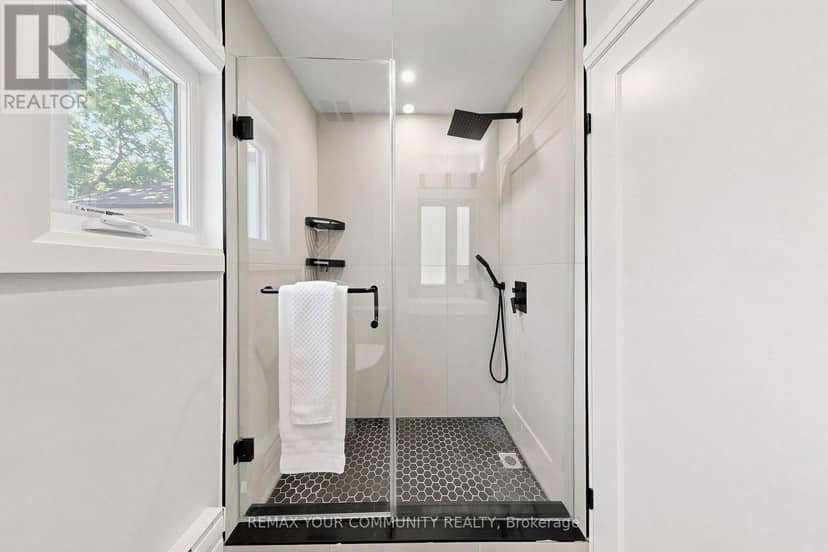 351 Fairlawn Avenue — photo 18 of 32