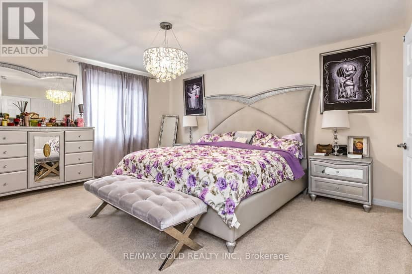 78 Honeyview Trail, Brampton, photo 5