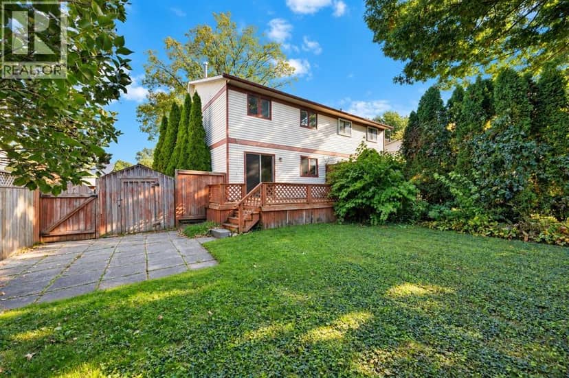 51 Maplestone AVENUE — photo 2 of 28