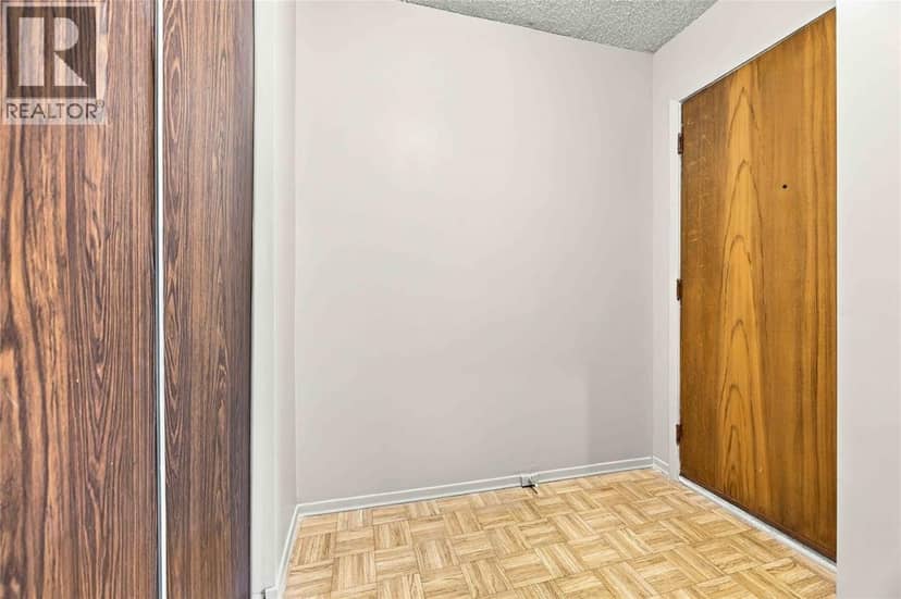 51 Maplestone AVENUE — photo 4 of 28