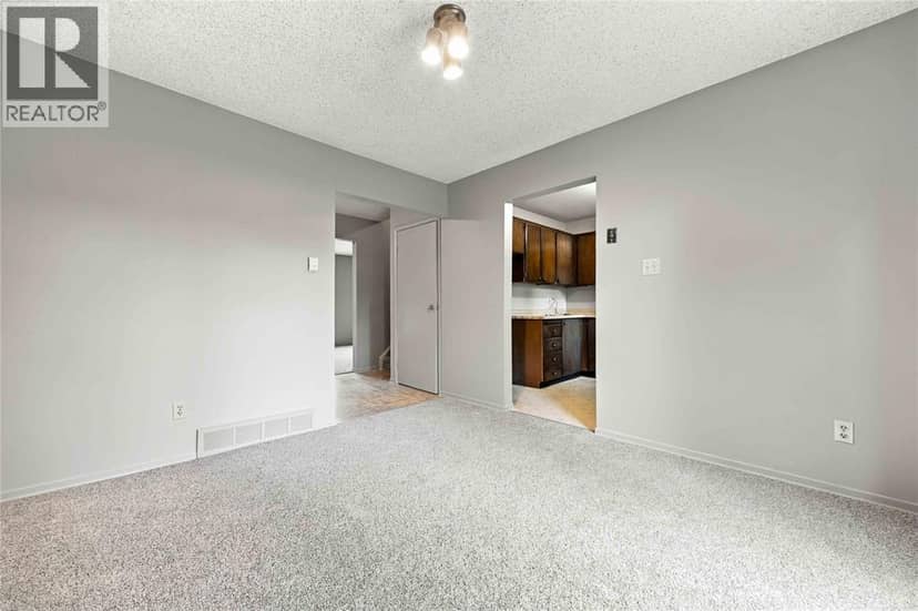 51 Maplestone AVENUE — photo 6 of 28