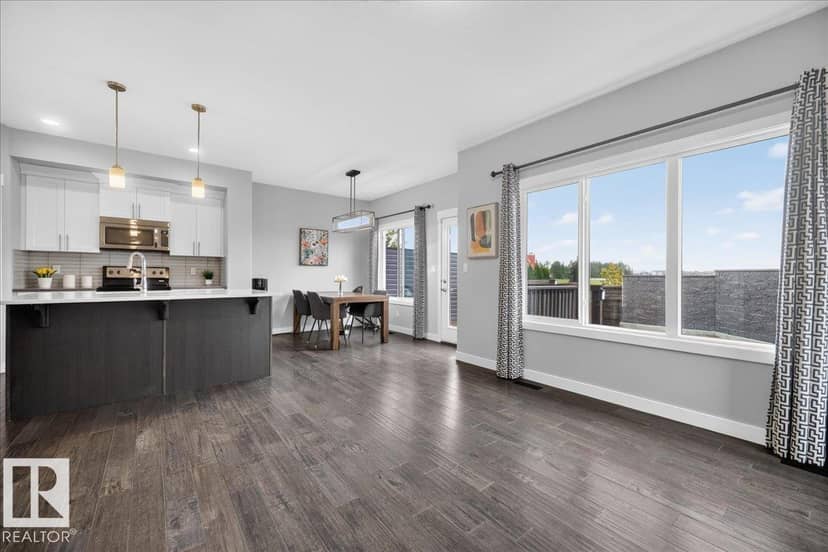 2804 Koshal Cr SW — photo 13 of 40