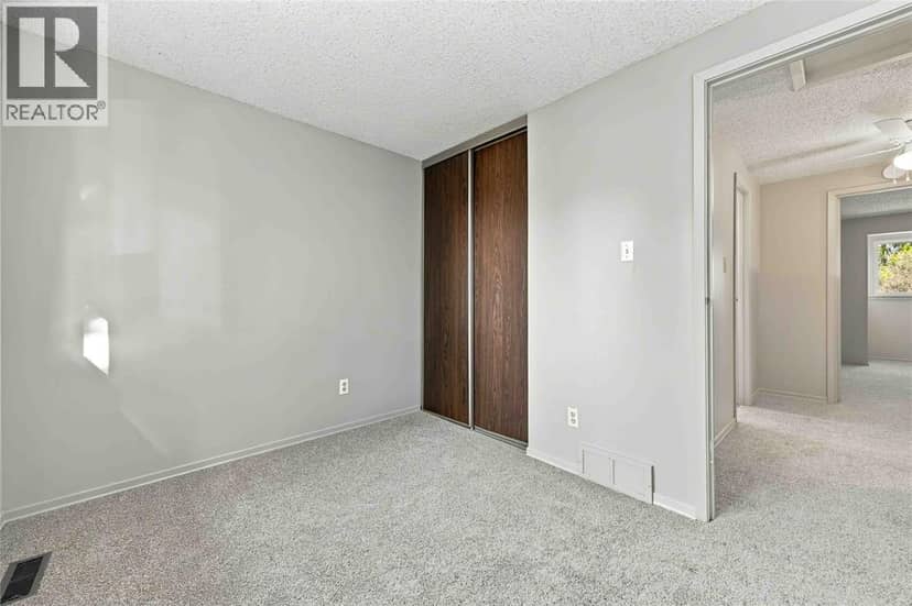 51 Maplestone AVENUE — photo 17 of 28