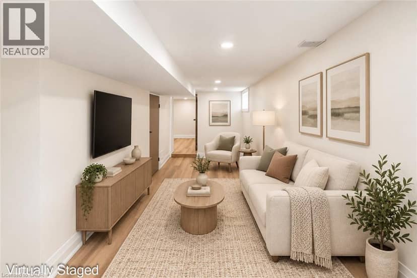 250 ROSSLYN Avenue N — photo 37 of 40