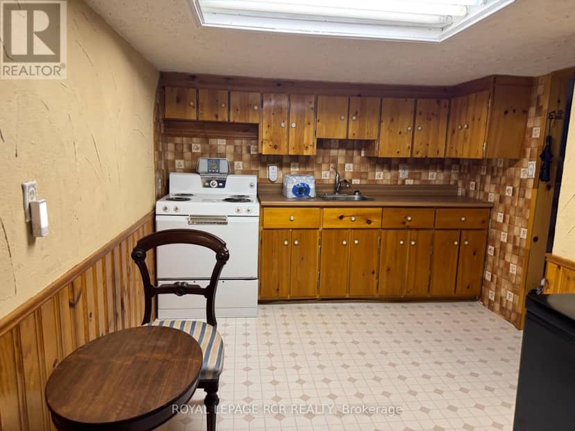 82 Mill Street, Richmond Hill, photo 7