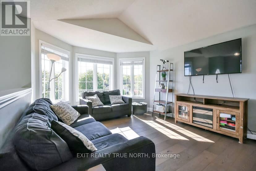 35 Marlow Circle, Springwater, photo 4