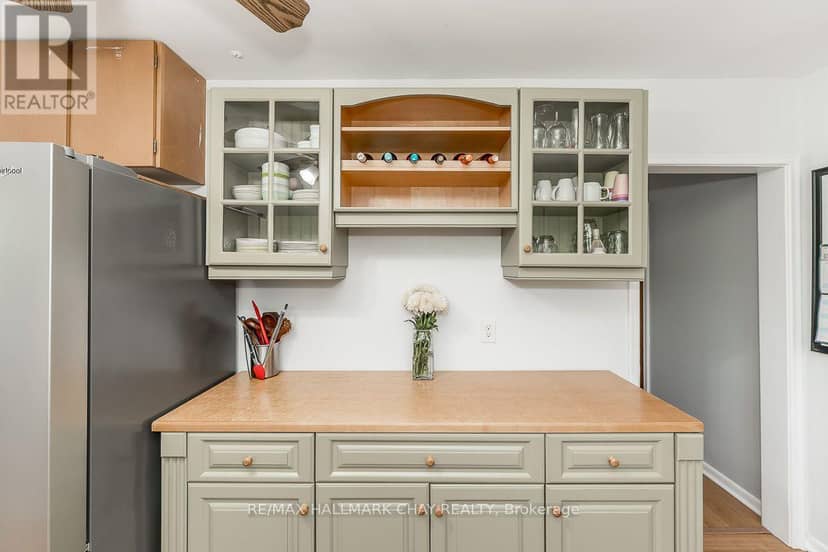 23 Downsview Drive — photo 17 of 40