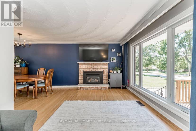 23 Downsview Drive — photo 7 of 40