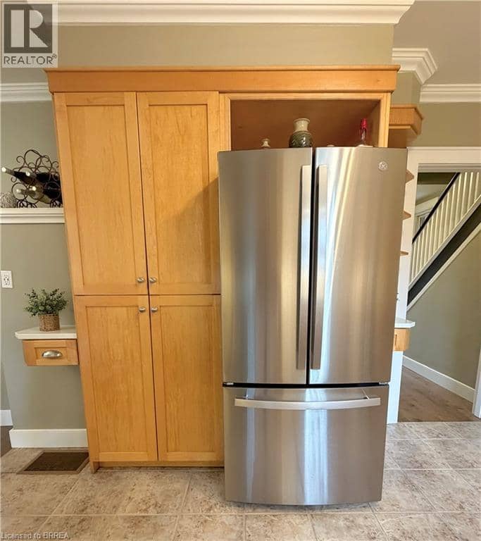 149 TOLLGATE Road — photo 12 of 38