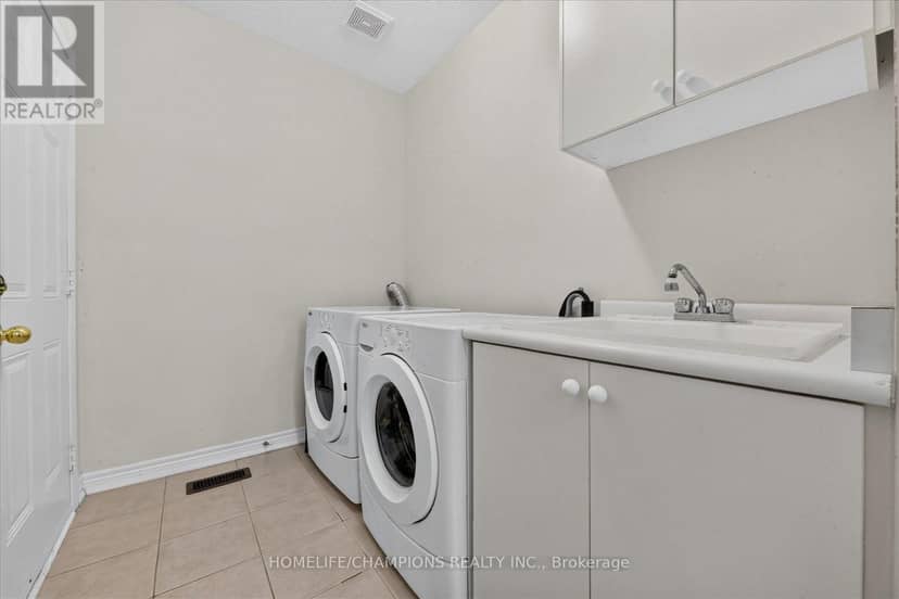 154 Humphrey Street — photo 23 of 40