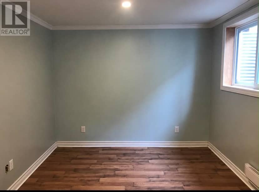 84 Windsor Drive — photo 13 of 19