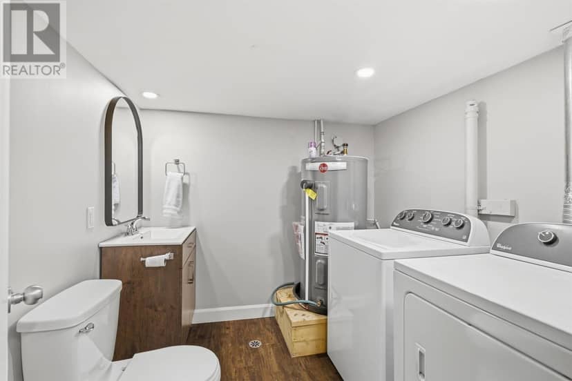 50 St. Clare Avenue — photo 21 of 28