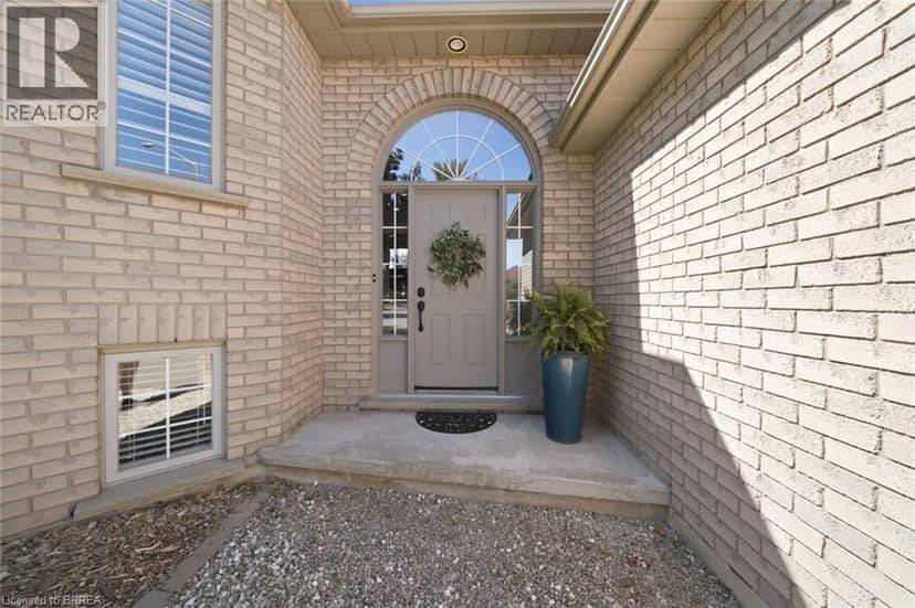 62 DONEGAL Drive, Brantford, photo 5