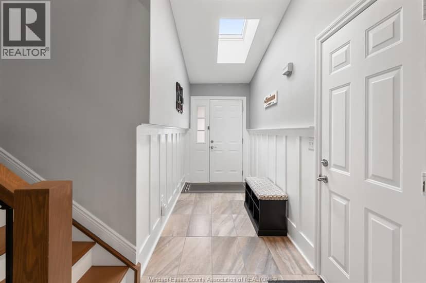 855 Lawndale Avenue — photo 6 of 40